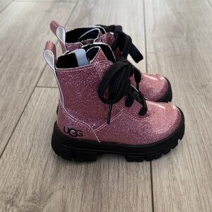 UGG Kids' Ashton Lace Up Glitter Sparkly Pink Boots Size 7